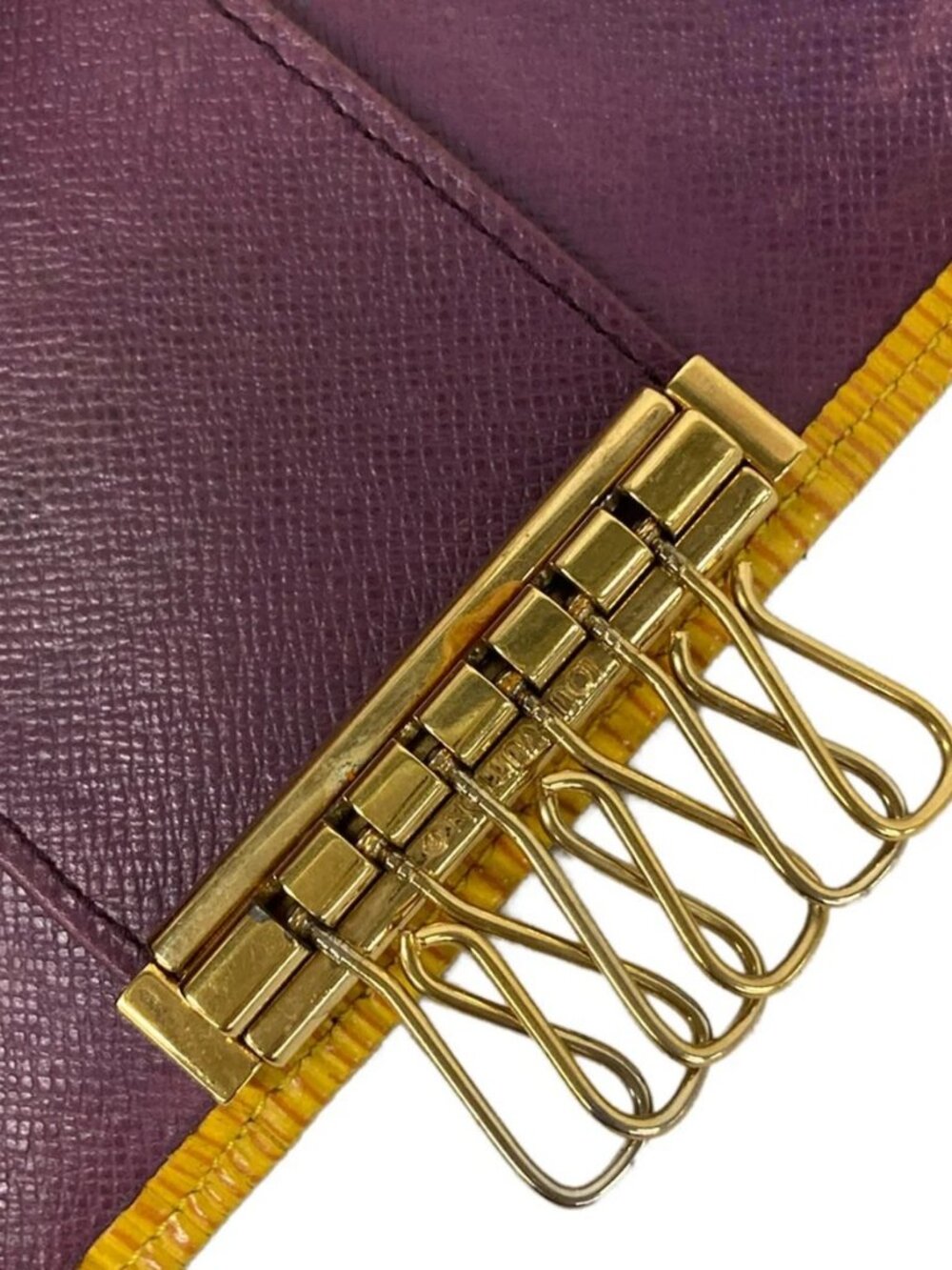 LOUIS VUITTON Multicles 6 M63819 Jaune Epi SP0916 Key Case Leathe - Picture 9 of 11
